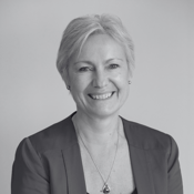 Ana Svensson BW